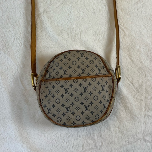 Louis Vuitton Handbags - Louis Vuitton Monogram Brown and Tan Crossbody Bag
